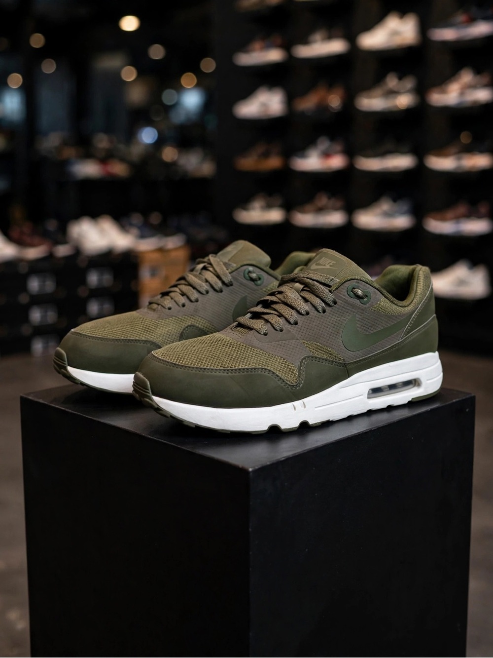 Nike Air Max 1 Ultra 2.0 Essential 'Medium Olive' (2016)